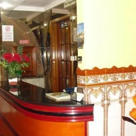 Pensionat Residencial Sol Da Nave